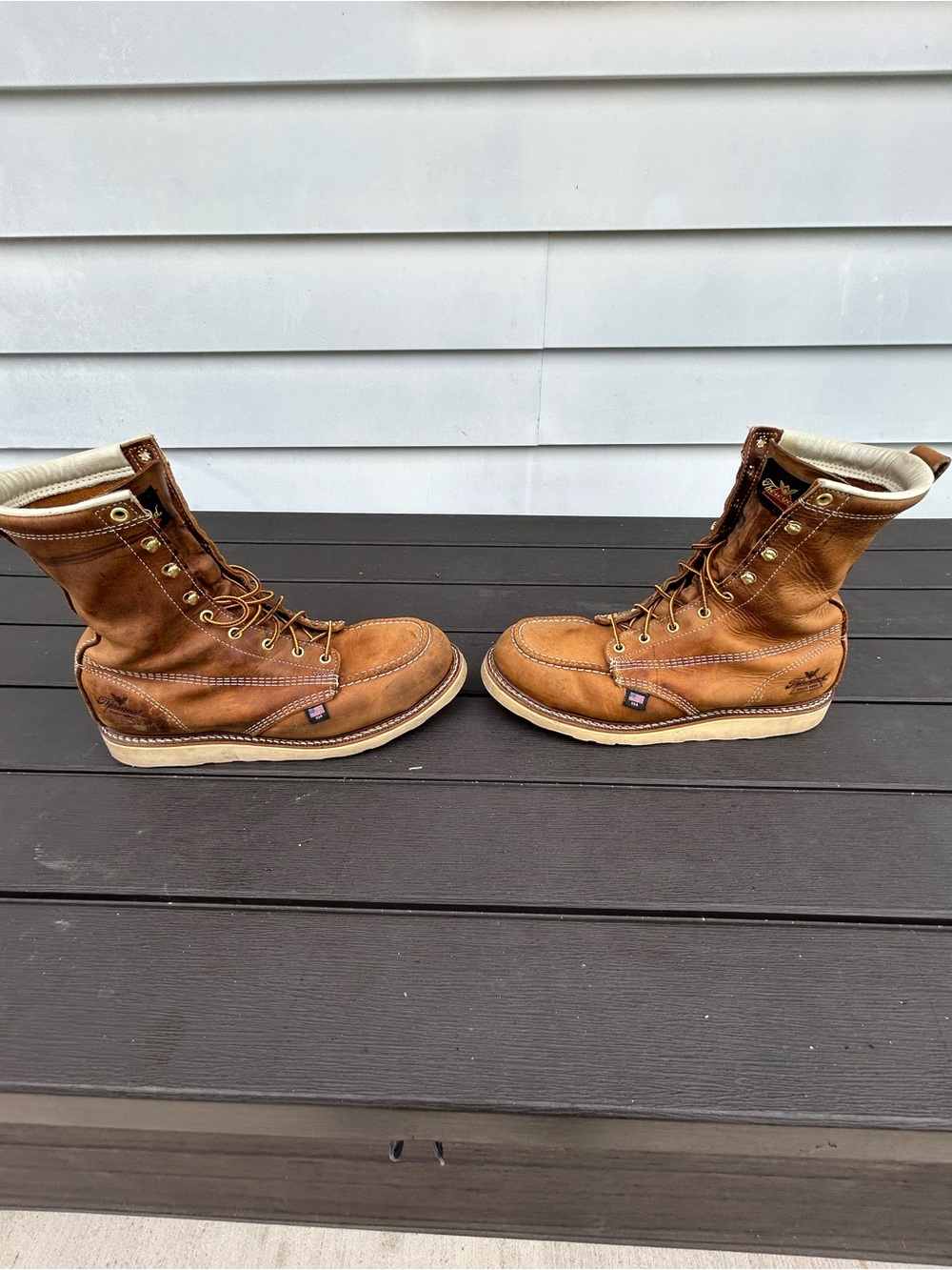 Thorogood moc toe